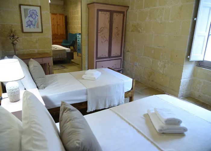 住宿加早餐酒店 Gawhra 3*